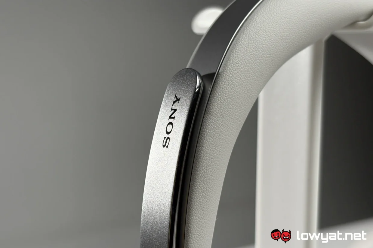 Sony 1000X The Collexion Review: Out Of The High-End And Into The Premium 6 Sony 1000X The Collexion frame branding