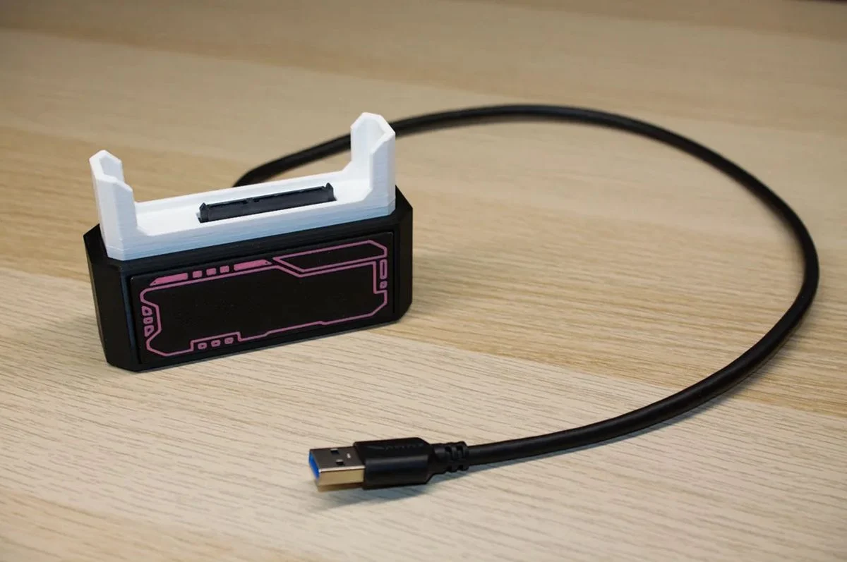 PC Gamers Transform 2.5-Inch SATA SSDs into "Game Cartridge" That Boot When Plugged In 4 Steam Game Cartridge 4