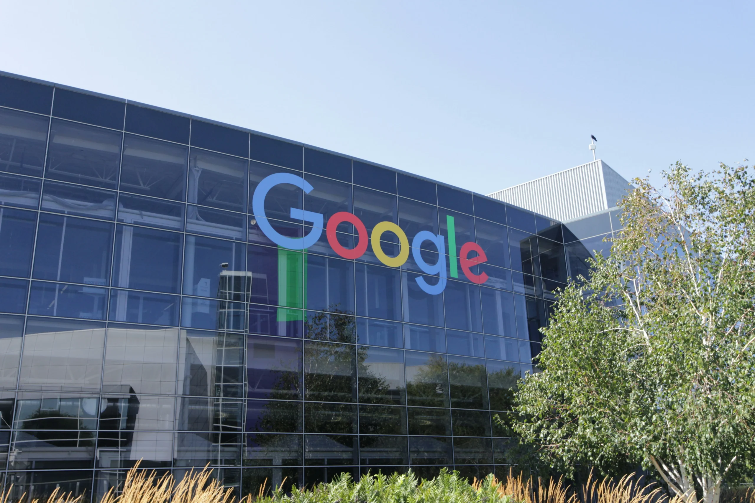 Google Loses Final Appeal In €4.1 Billion Android Antitrust Case 4 alban unsplash scaled