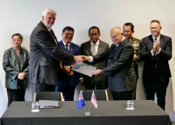 Malaysia Aims To Begin Local Rocket Production Within Two Years 8 Image: Datuk Seri Mohamed Khaled Nordin, via Facebook