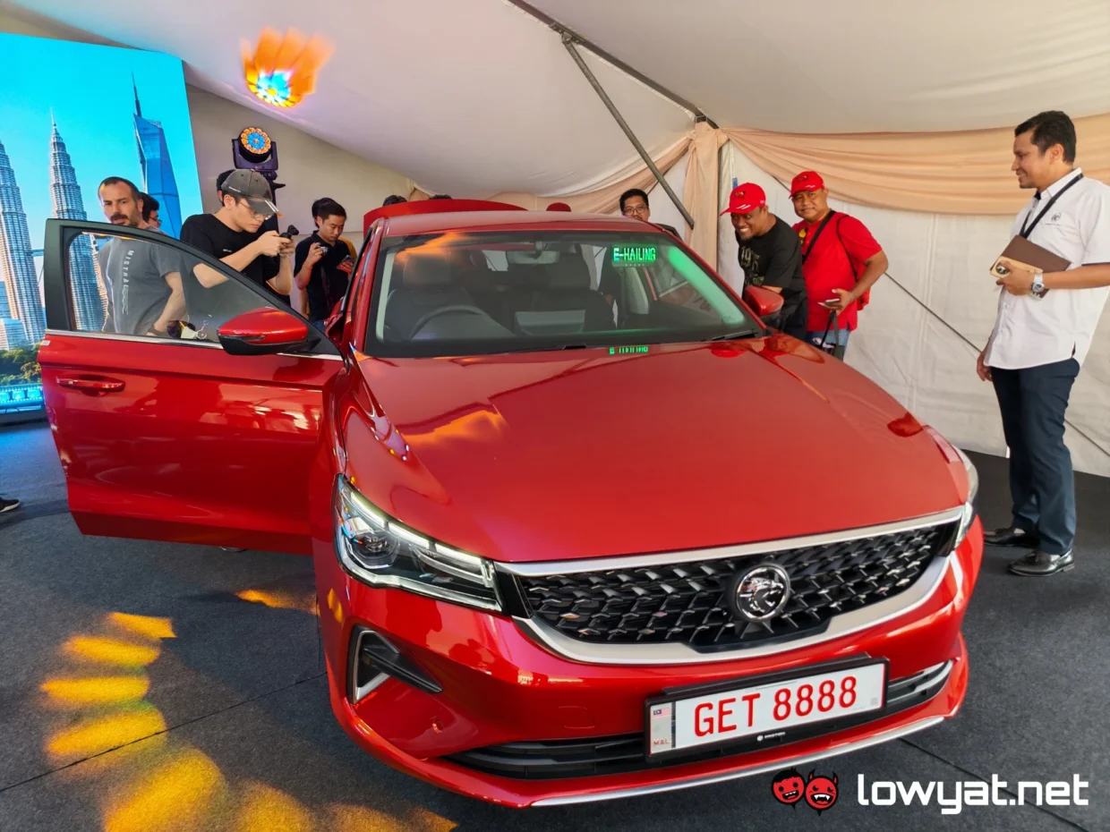 Teksi Madani Programme Launched With Proton S70 3 Teksi Madani taxi programme Proton S70