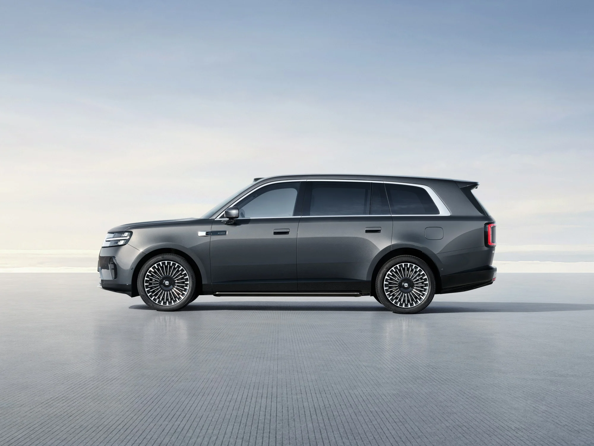 Xiaomi Officially Unveils The Sky Nomad, Its New Electric SUV 2 xiaomi unveils sky nomad suv ev