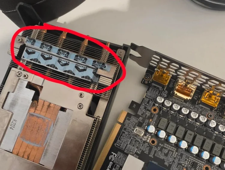 Gigabyte RTX 3070 Owner Discovers Protective Film Left On Thermal Pads After Five Years 1 Image: Reddit.