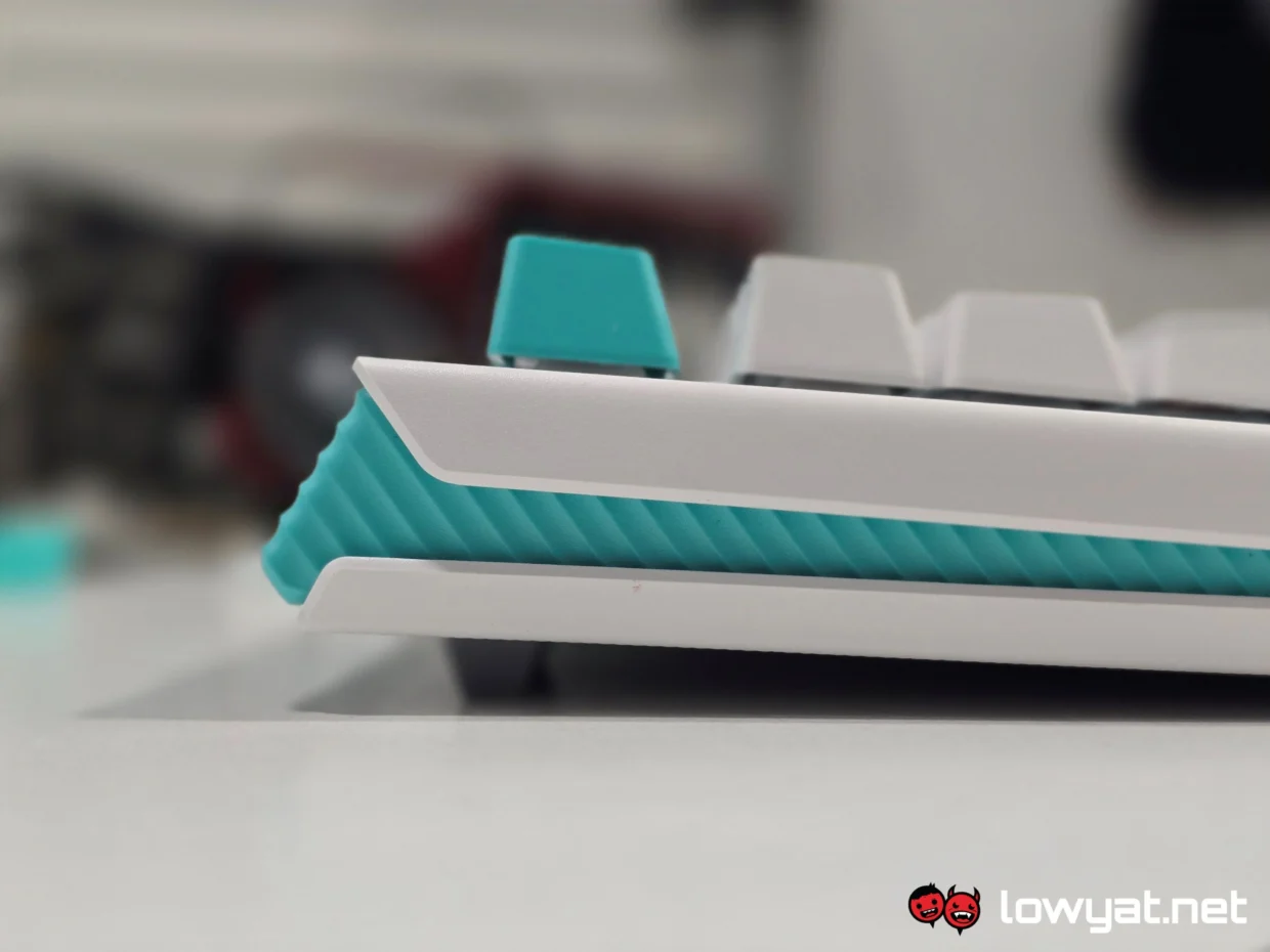 Logitech G512 X 75 Review: Tons Of Fun, Save For The Size 22 Logitech G512 X 75 Review 11
