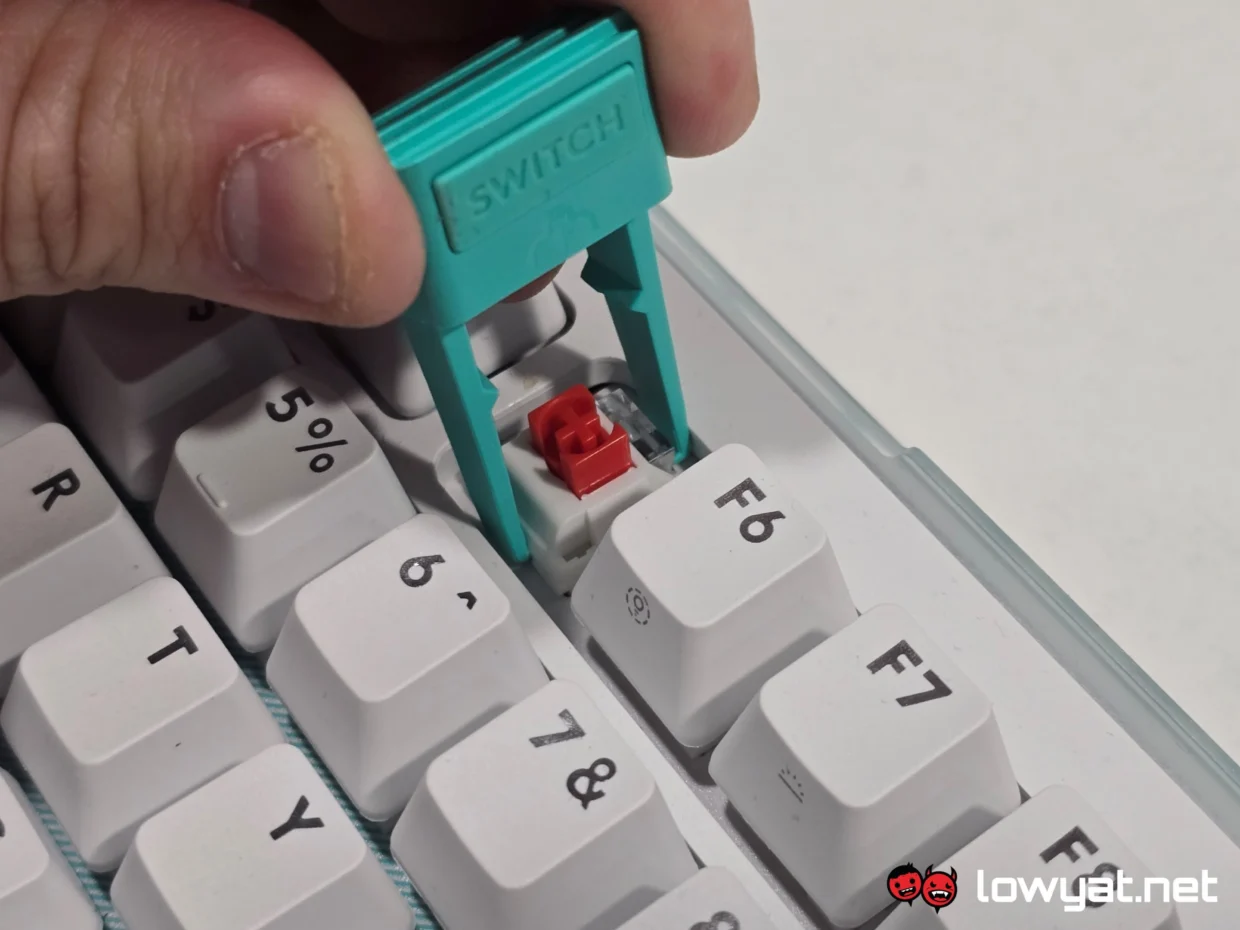Logitech G512 X 75 Review: Tons Of Fun, Save For The Size 18 Logitech G512 X 75 Review 15
