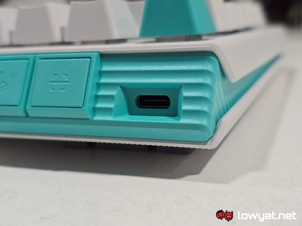 Logitech G512 X 75 Review: Tons Of Fun, Save For The Size 12 Logitech G512 X 75 Review 21