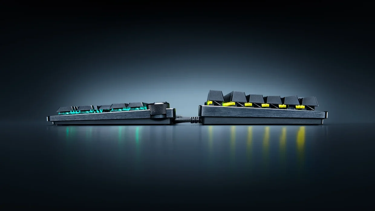 Razer Adds New Huntsman V3 Pro Variant; Features Low-Profile Analog Keys 3 Razer Huntsman V3 Pro Low-profile Tenkeyless 8KHz comparison