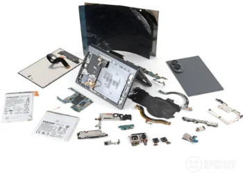 Samsung Galaxy Z Fold8 teardown