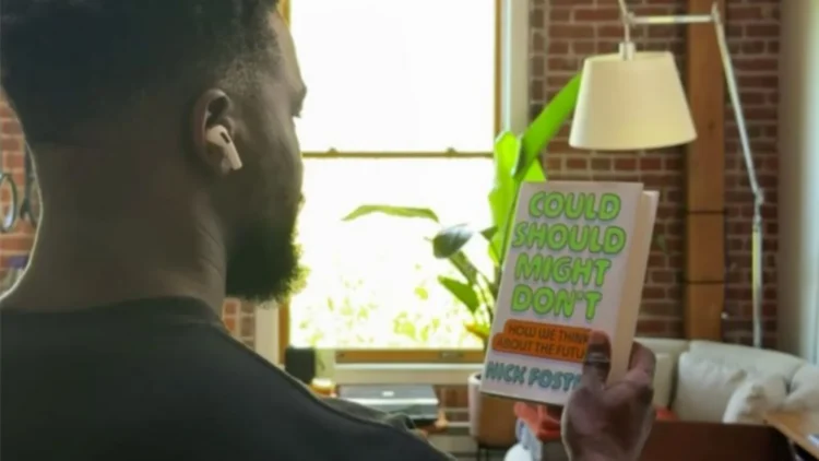apple camera equipped airpods leak