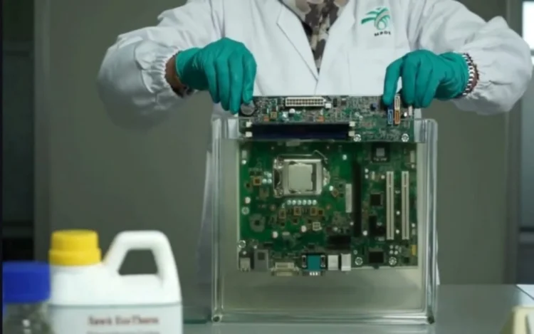 MPOB Develops Palm Oil-Based Cooling Fluid For Data Centres 1 mpob sawit ecotherm data centre cooling