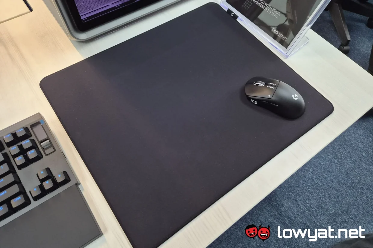Logitech Pro X Control w Superstrike