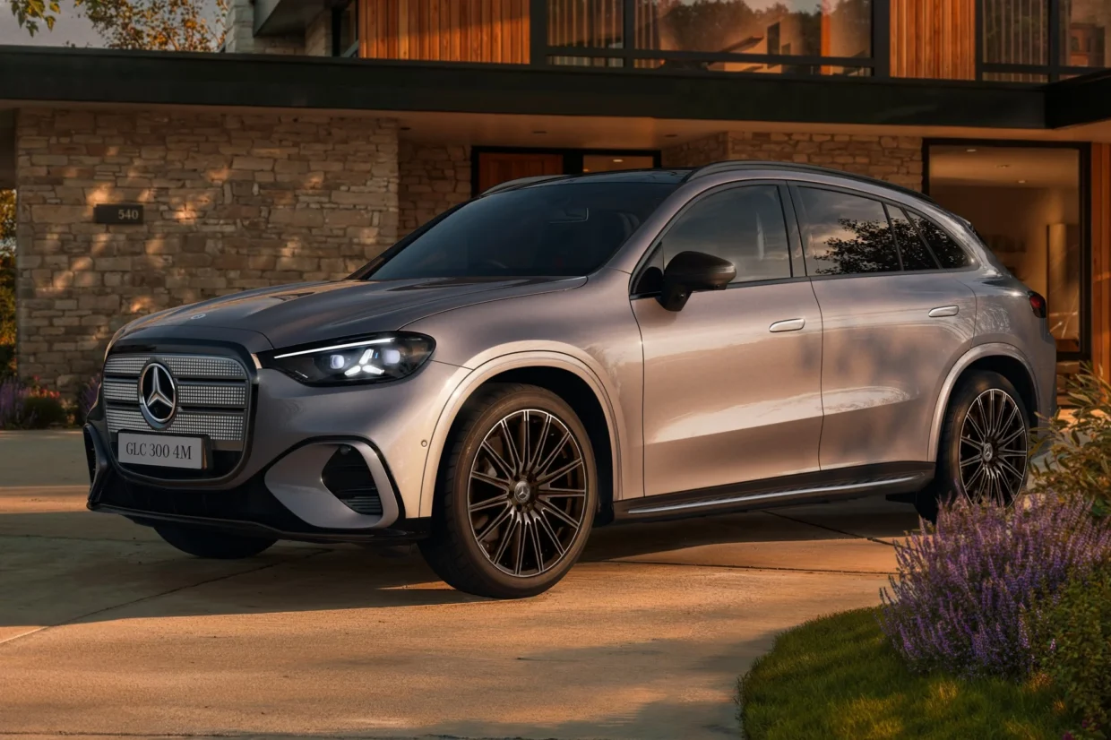 Mercedes-Benz Malaysia Previews 2026 CLA 200 Hybrid, Electric GLC 300 4MATIC 11 Mercedes Benz GLC 300 4MATIC electric AMG Line Plus front