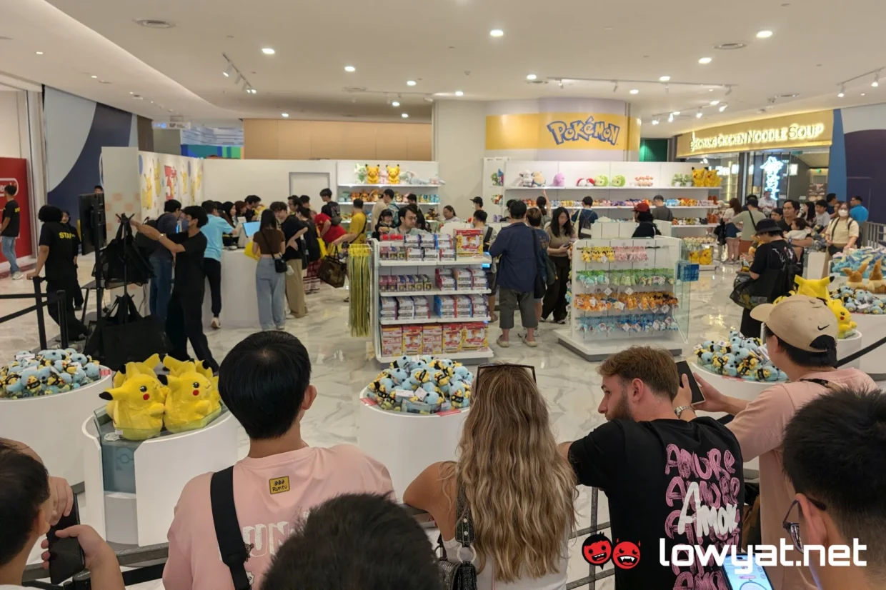Pokemon Centre, Nintendo Pop-Up Stores Open At Ombak KLCC 39 Pokemon Centre popup with public