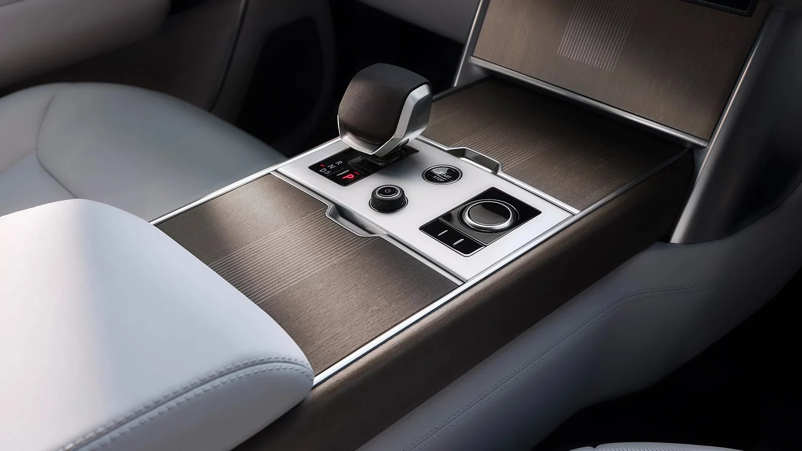 Range Rover Electric Debuts With Up To 598km Range, 850Nm Of Torque 7 Ranger Rover Electric Debut