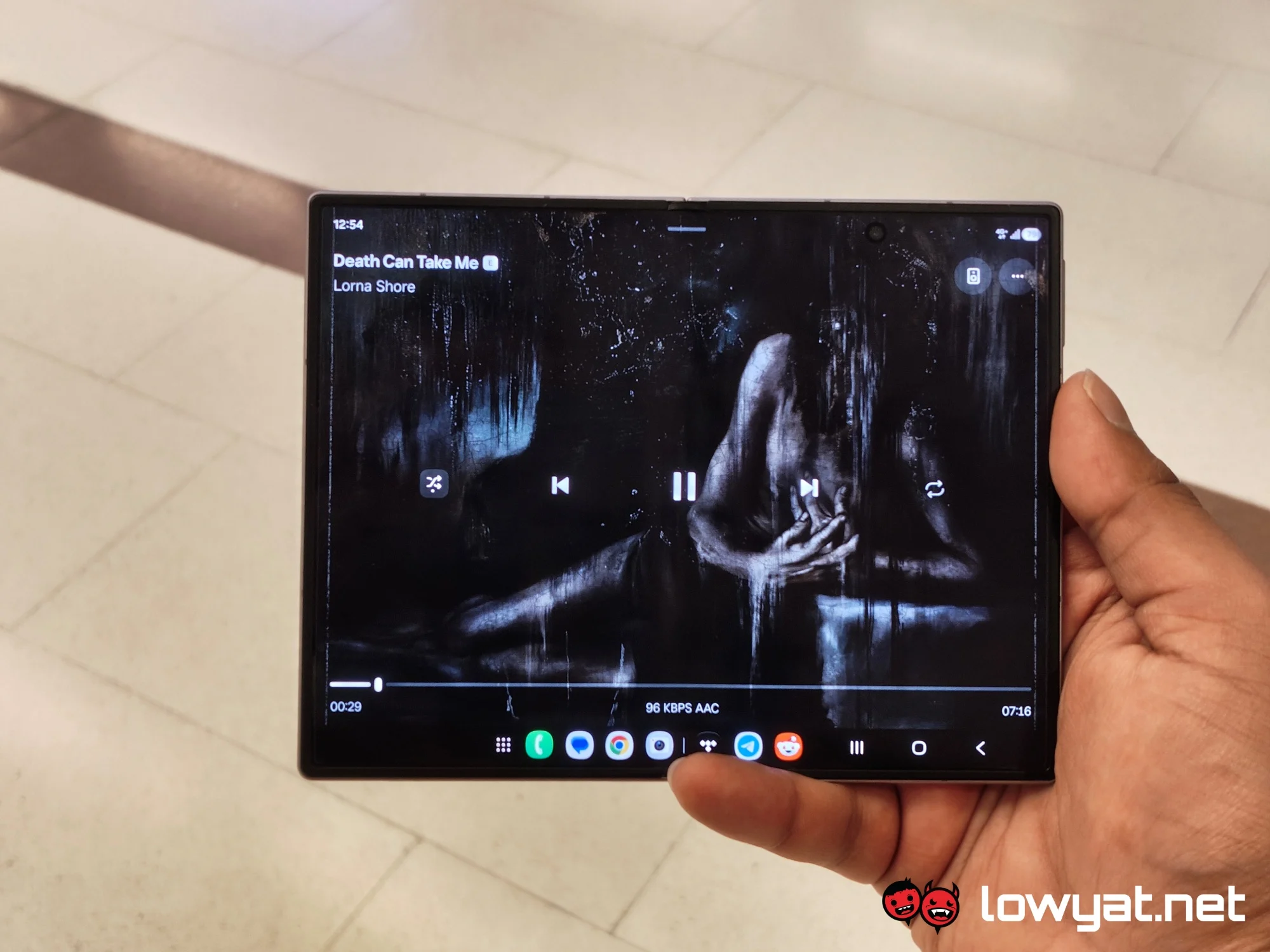 Samsung Galaxy Z Fold8 Review: Bigger Changes, Bigger Compromises 46 Samsung Galaxy Z Fold8 Review
