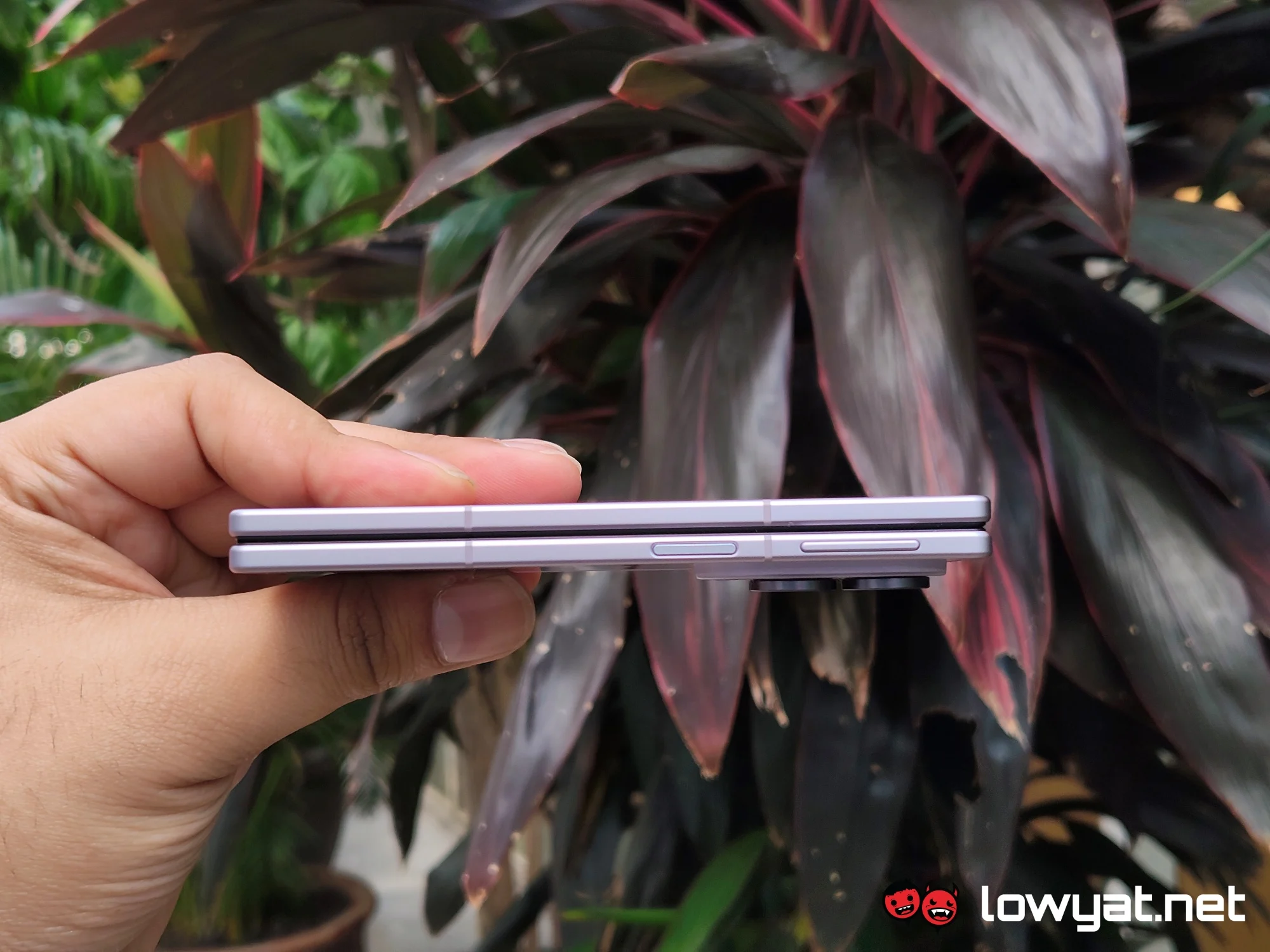 Samsung Galaxy Z Fold8 Review: Bigger Changes, Bigger Compromises 8 Samsung Galaxy Z Fold8 Review