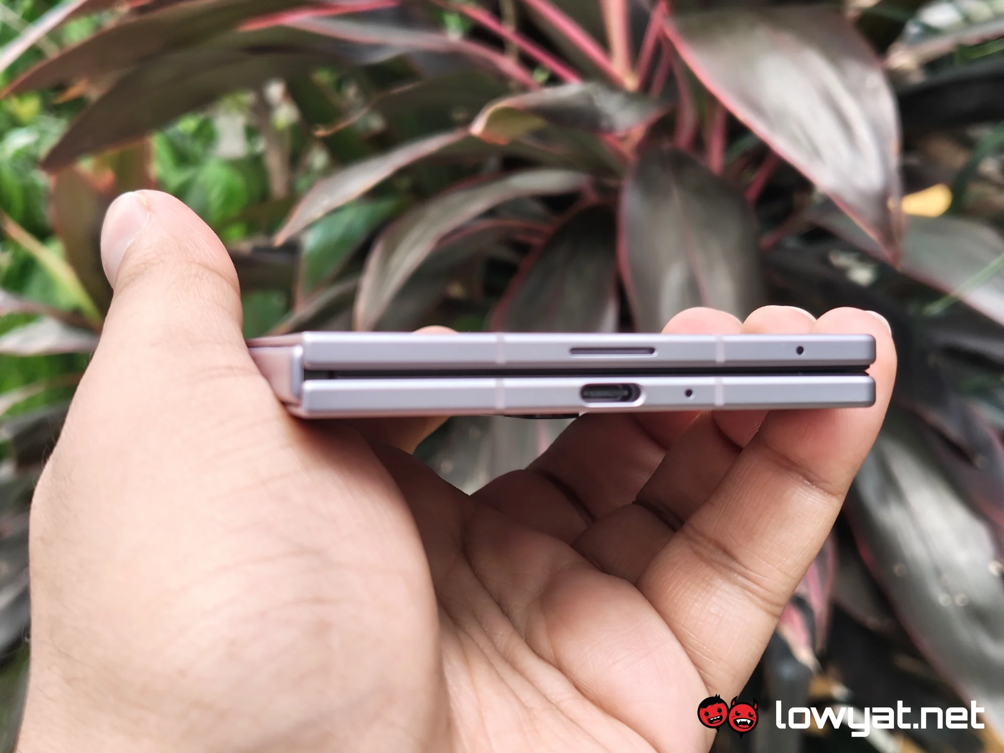 Samsung Galaxy Z Fold8 Review: Bigger Changes, Bigger Compromises 5 Samsung Galaxy Z Fold8 Review