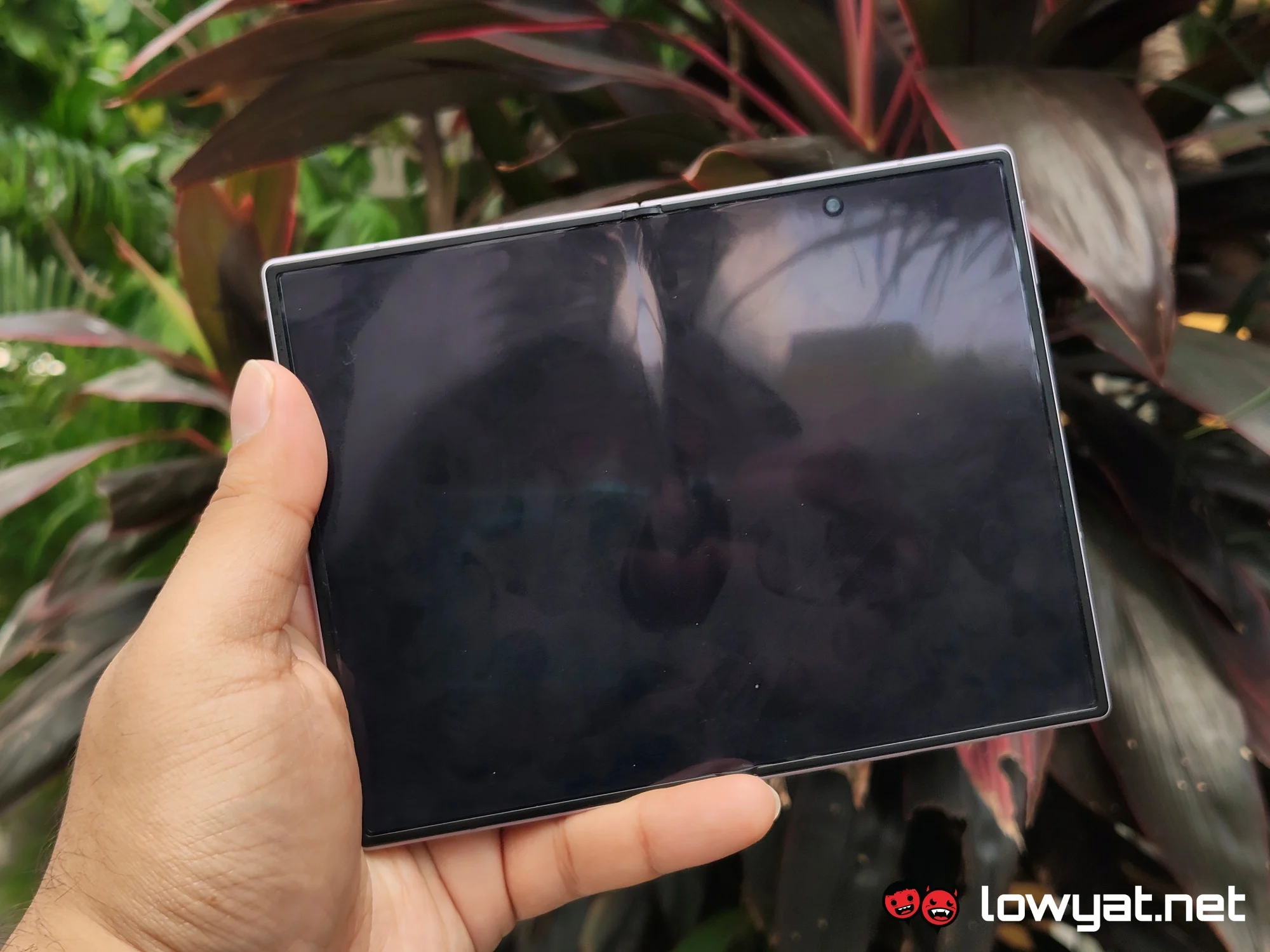 Samsung Galaxy Z Fold8 Review: Bigger Changes, Bigger Compromises 9 Samsung Galaxy Z Fold8 Review