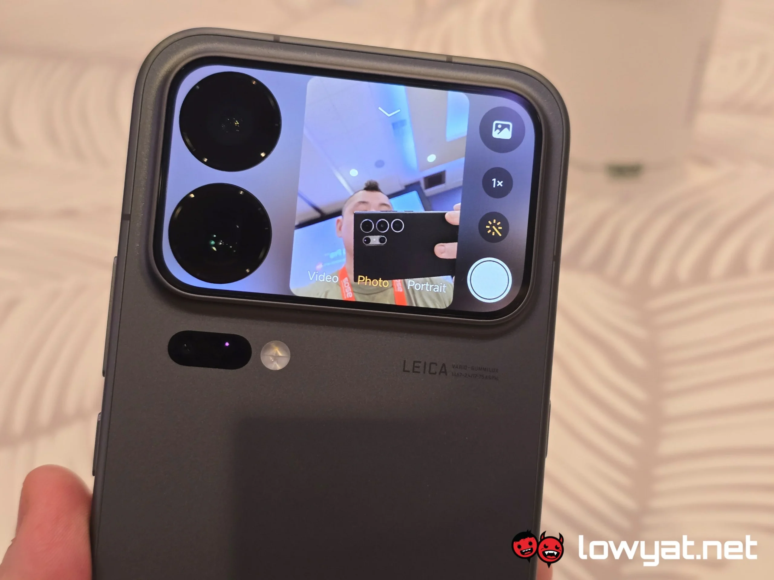 Xiaomi 18 Pro Max Hands On: First To Rock The Snapdragon 8 Elite Extreme 3 Xiaomi 18 Pro Max Snapdragon Summit 5 scaled
