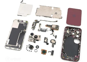 iPhone 18 Pro teardown iFixit