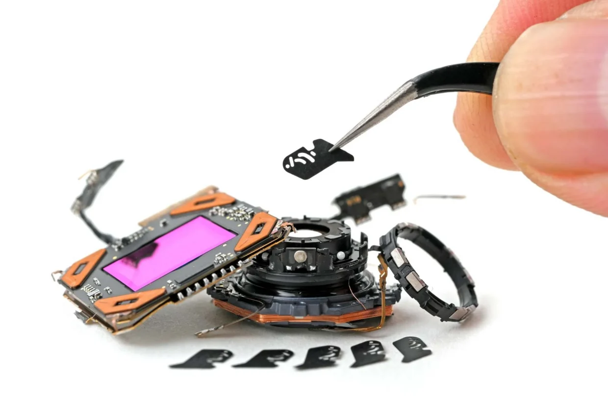 iPhone 18 Pro Teardown By iFixit Reveals Variable Aperture Details 2 iPhone 18 Pro teardown iFixit variable aperture