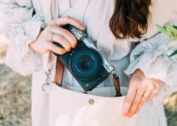 nikon z5iic announced