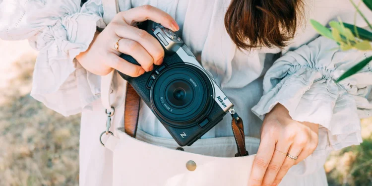 nikon z5iic announced
