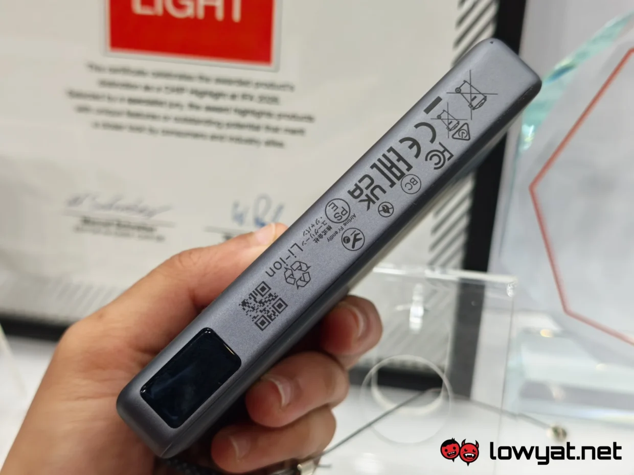 The UGREEN MagFlow Pro Is The First Power Bank With Built-In Liquid Cooling 3 UGREEN MagFlow Pro