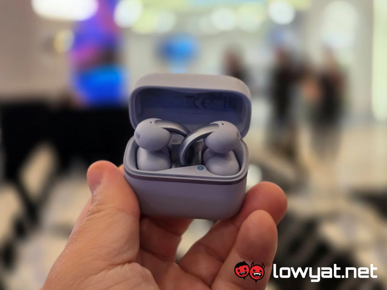 Anker Launches New Powerbank, Charging Adapter, And Open-Ear Earclips 22 Anker Soundcore Aeroclip 2 1