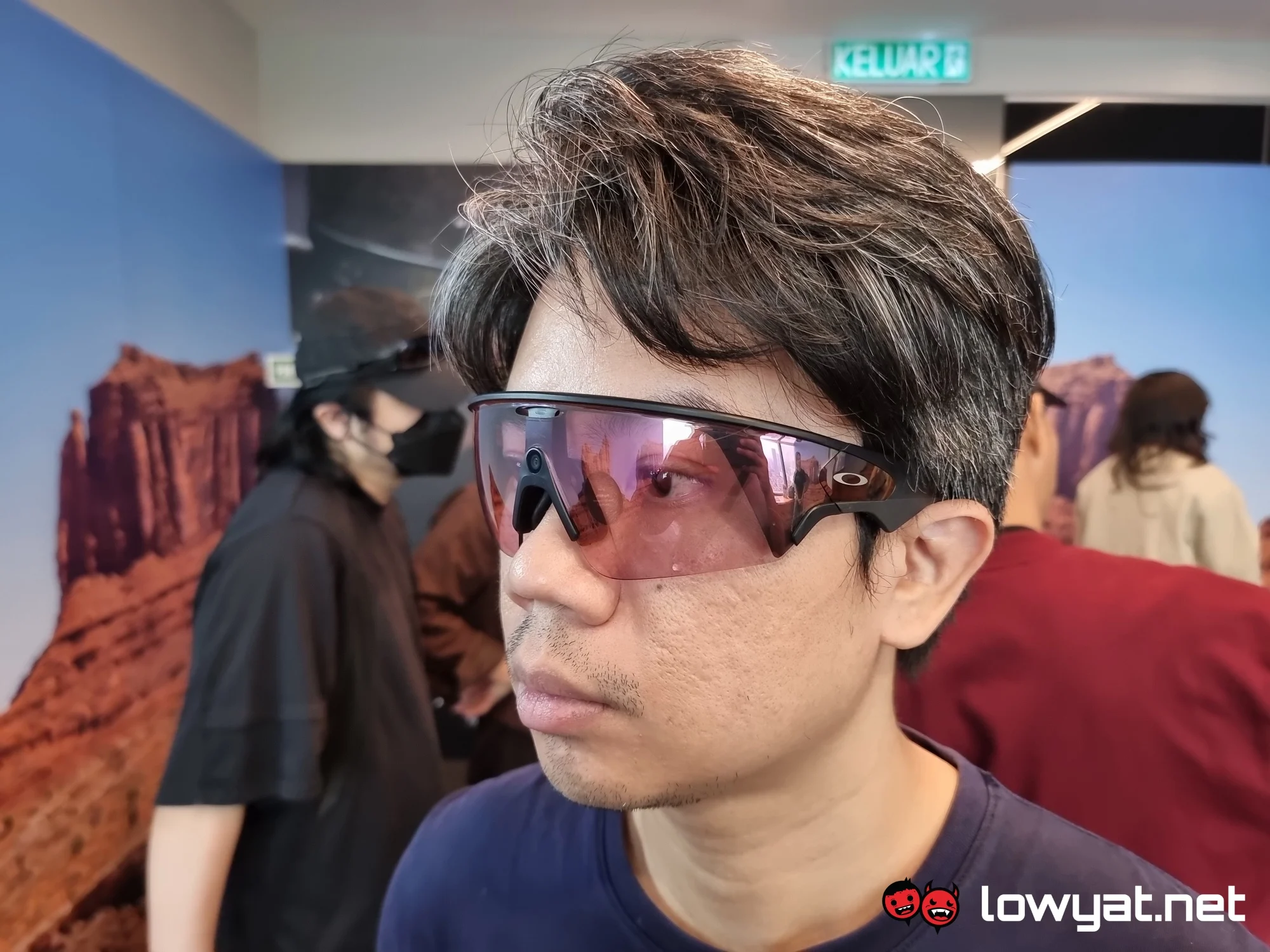 Meta Announces Ray-Ban, Oakley Smart Glasses For Malaysian Market 28 Meta Announces Ray-Ban, Oakley Smart Glasses