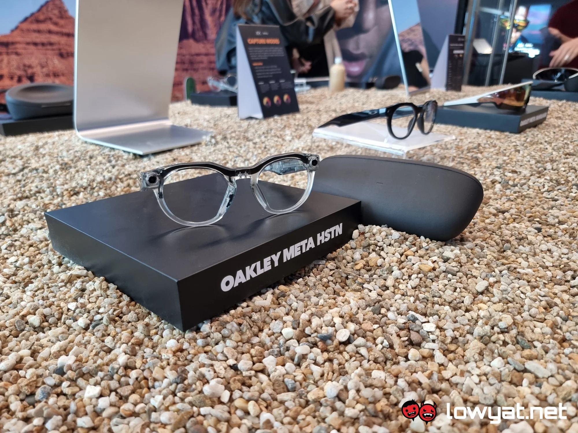 Meta Announces Ray-Ban, Oakley Smart Glasses For Malaysian Market 23 Meta Announces Ray-Ban, Oakley Smart Glasses