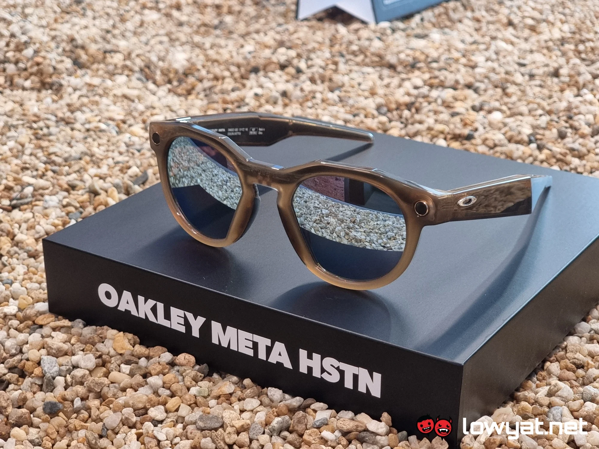 Meta Announces Ray-Ban, Oakley Smart Glasses For Malaysian Market 24 Meta Announces Ray-Ban, Oakley Smart Glasses