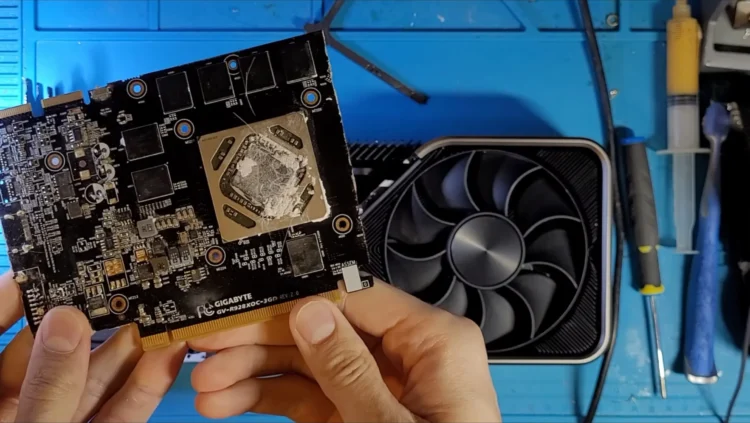 GPU Enthusiast Purchased an “RTX 3090” For US$50; Find Butchered Up Radeon PCB Beneath The Hood 1 Image: Blighted Agent.