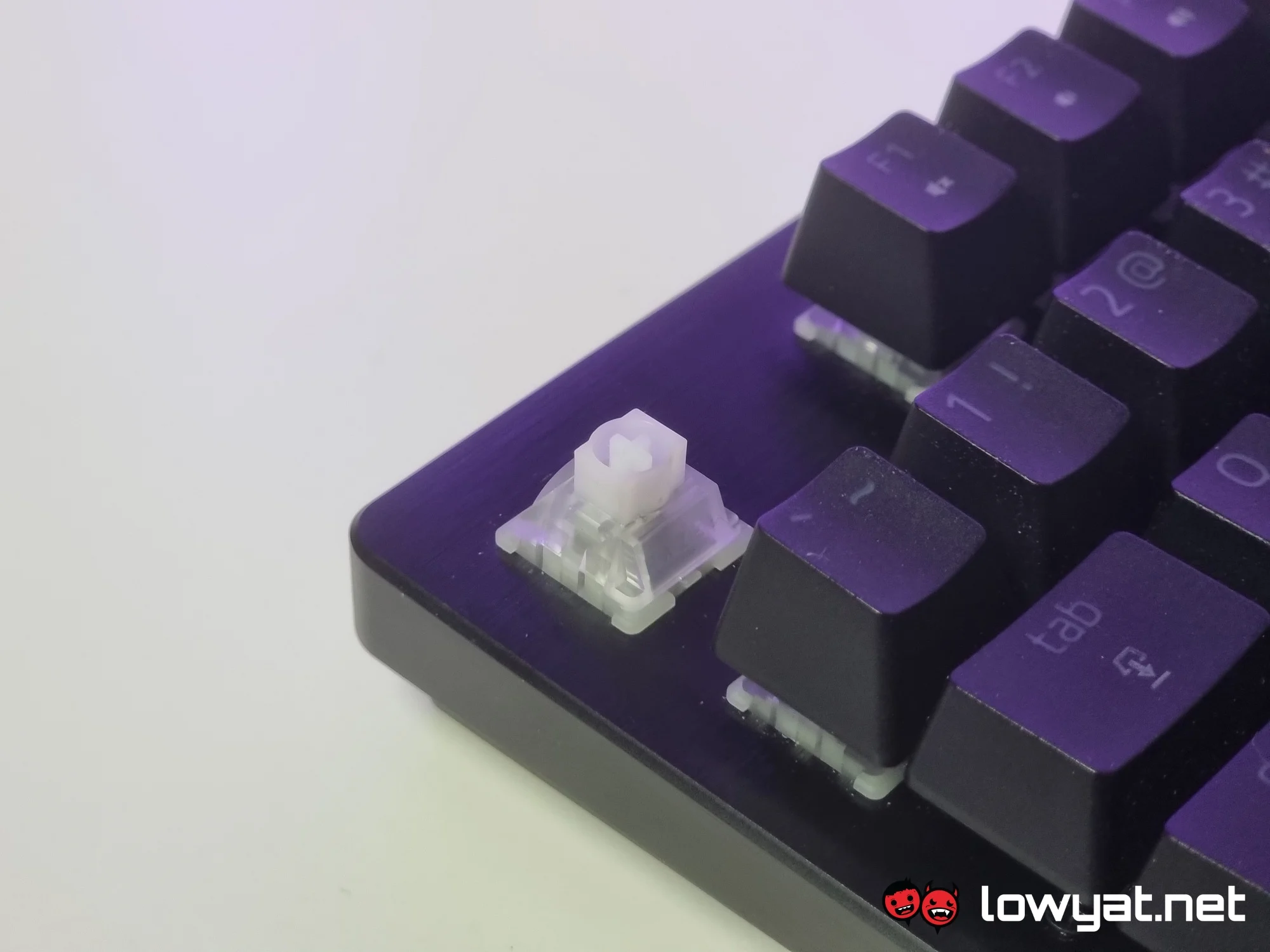 Razer Huntsman V3 HE Magnetic 8KHz TKL Review: Satisfaction At Every Keypress 6 Razer Huntsman V3 HE Magnetic 8KHz TKL Review
