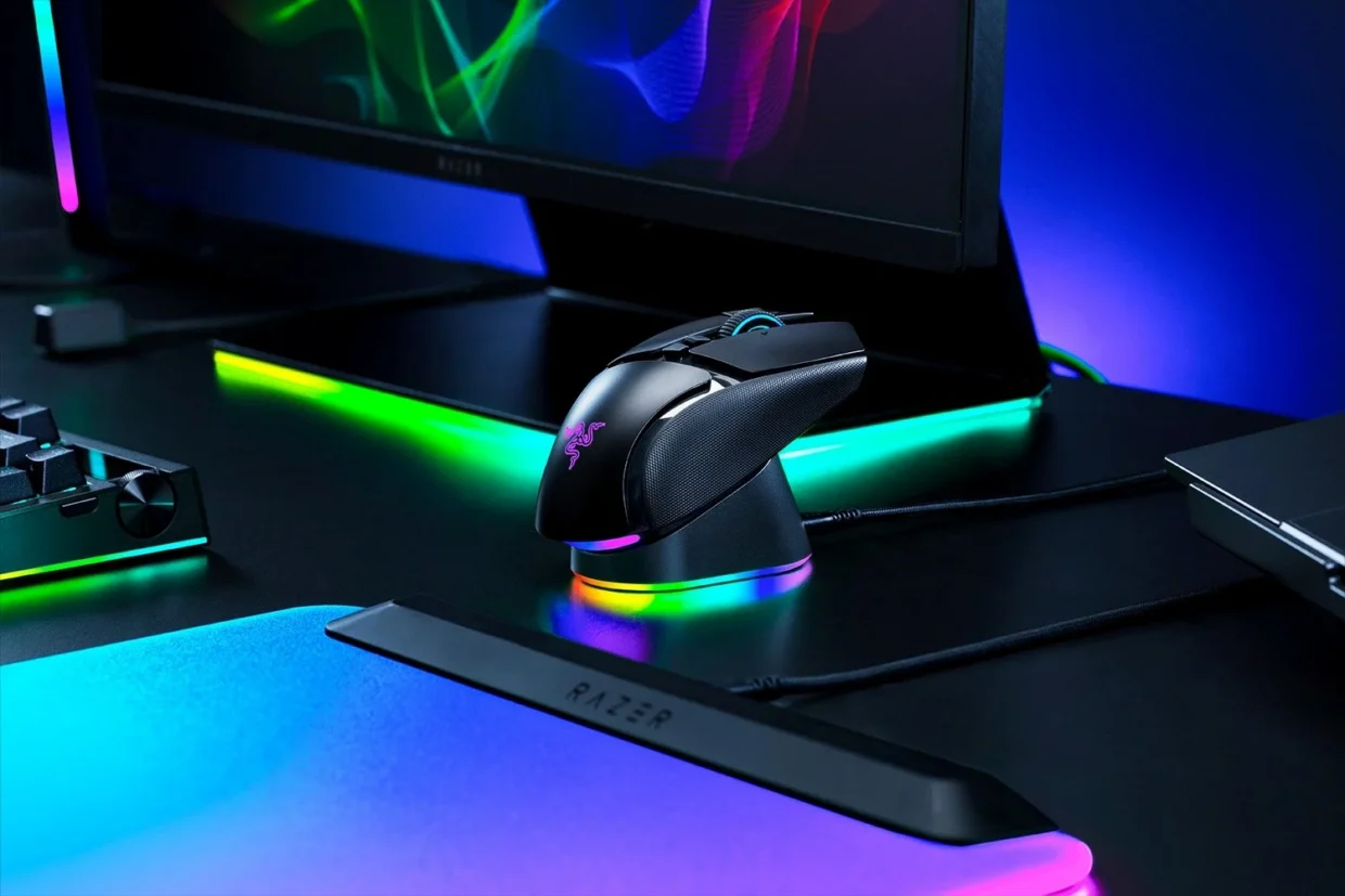 Razer Announces Two Basilisk V4 Gaming Mice; Mouse Dock V2 Pro Tags Along 8 Razer Two Basilisk V4 Mouse Dock V2 Pro