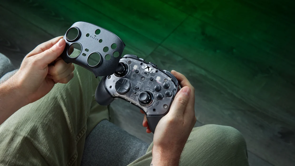 Razer Wolverine V4 Pro faceplate
