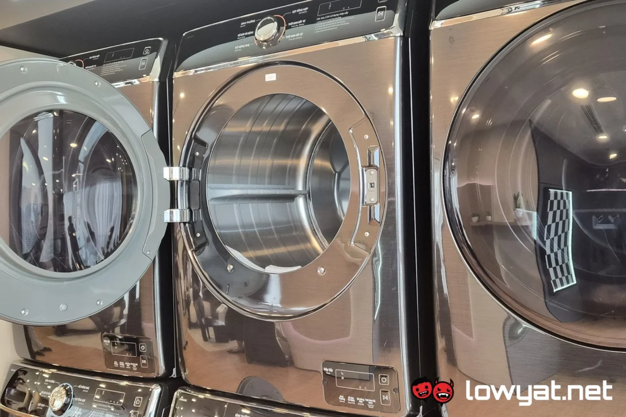 Samsung Launches B2B Washer, Dryer With Stackable Design 6 Samsung Professional Dryer open