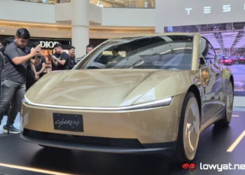 Tesla Cybercab front
