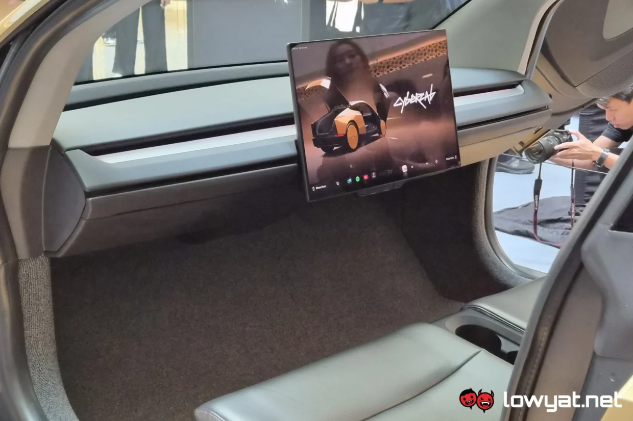 Tesla Cybercab Preview: The Future Is Temporarily Here 7 Tesla Cybercab inside 3