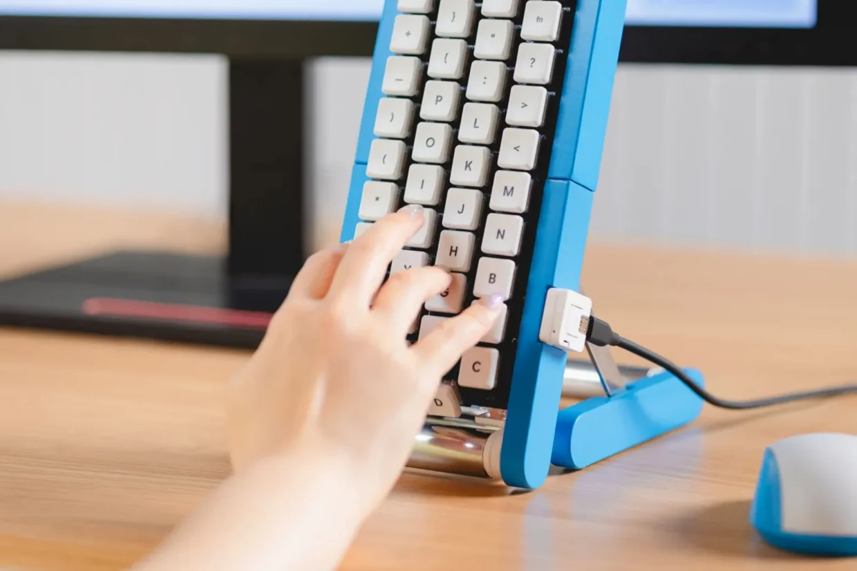 Google Japan’s New Gboard Puts The Keys On A Conveyor Belt 2 Google Gboard Conveyor Belt Version