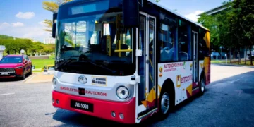 eMooVit autonomous EV bus