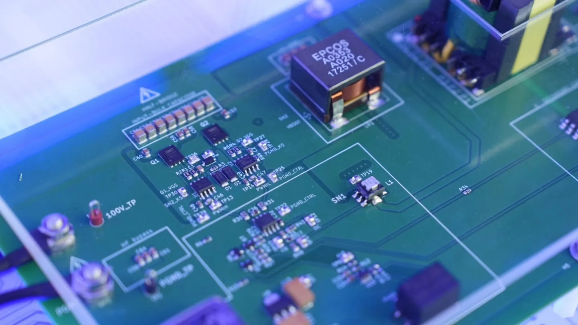 Sarawak Officially Unveils Its First Locally Designed GaN Power Semiconductor Chip 2 Sarawak keteq.GaN chip